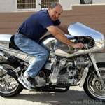 Andreas und seine V12