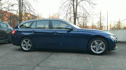 BMW 330i