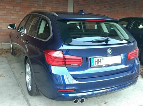 BMW 330i