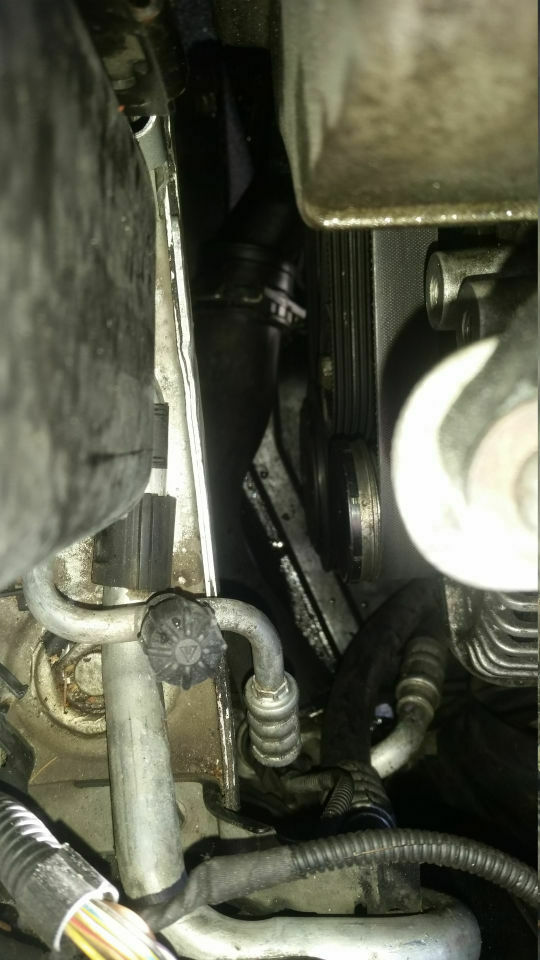 Ansaugkrümmer/Brücke Dichtung undicht, ausbau für Laie mit technischem Verständnis möglich?