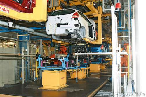 Ford-fiesta-produktion-karosserie-fahrgestell-hochzeit-c890x594-ffffff-c-b26fbcb-483980
