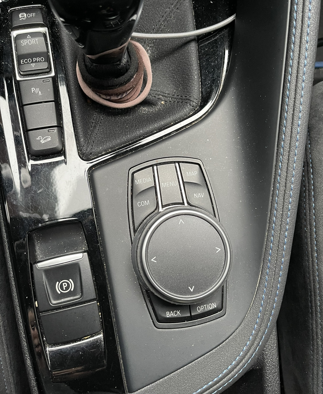 Apple Car Play X2 F39?