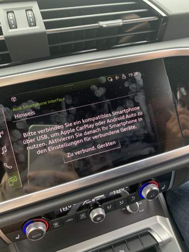 CarPlay q3