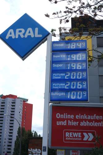 Aral-tankstelle-preismast