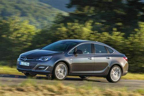 Opel Astra Stufenheck