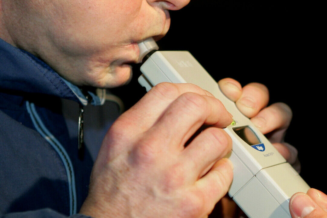 Ein lettischer Autofahrer wurde am Montagnachmittag mit gemessenen 5,5 Promille von der Polizei angehalten (Beispielbild)