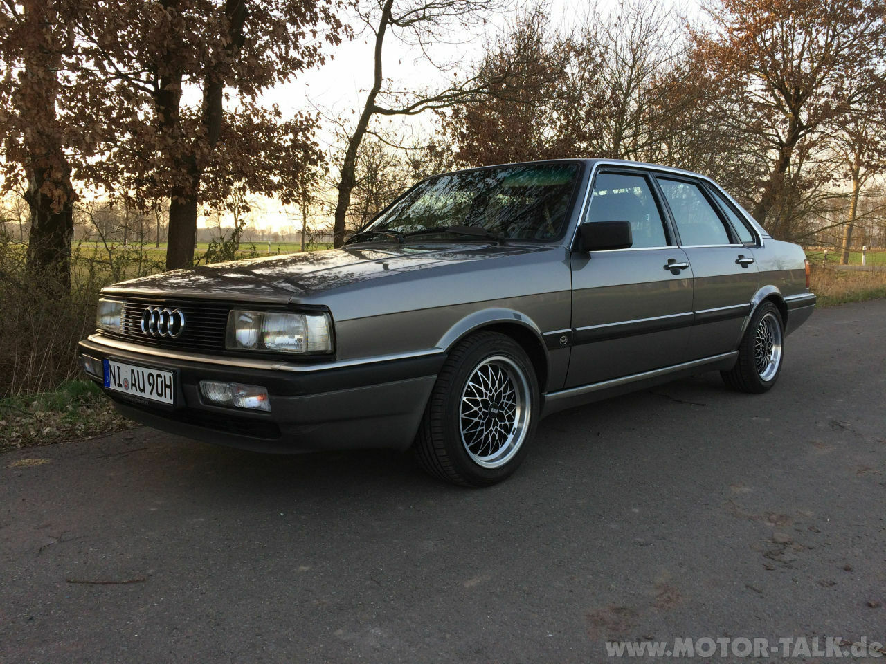 Audi 90 B2/81 2.0 Test