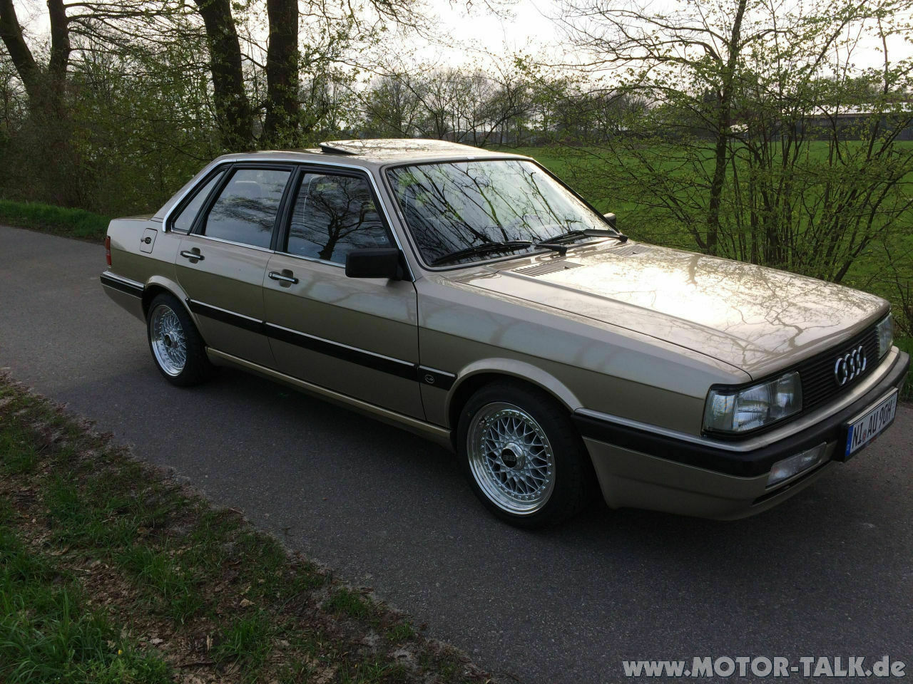 Audi 90 B2/81 2.2 Test