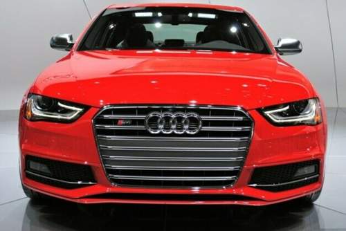 S4-mit-us-grill