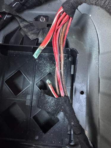 Gebrochenes Kabel.jpg