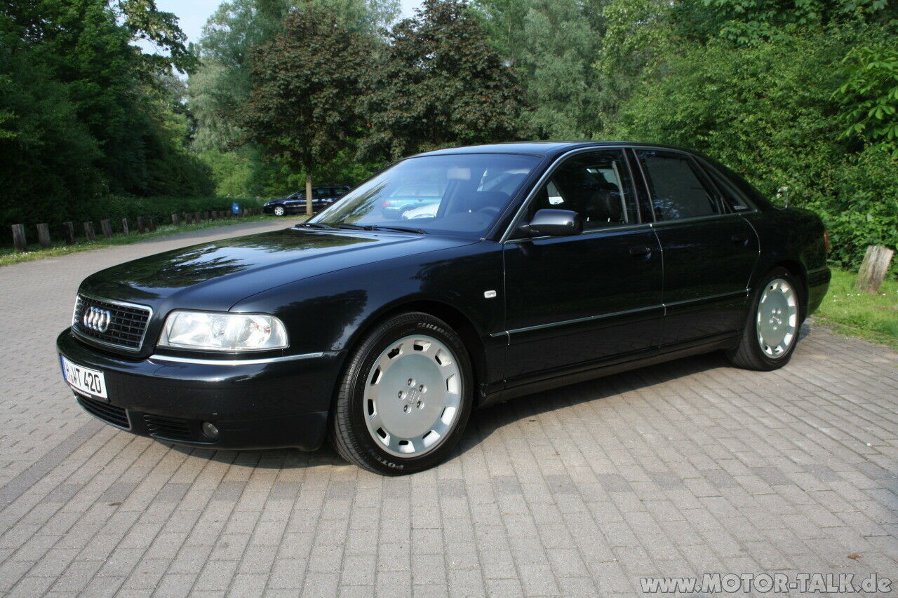 Audi A8 4D (D2) 4.2 V8 Test