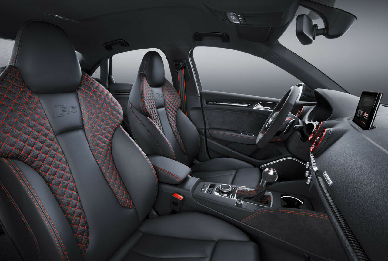 Audi RS3 Limousine: Premiere in Paris