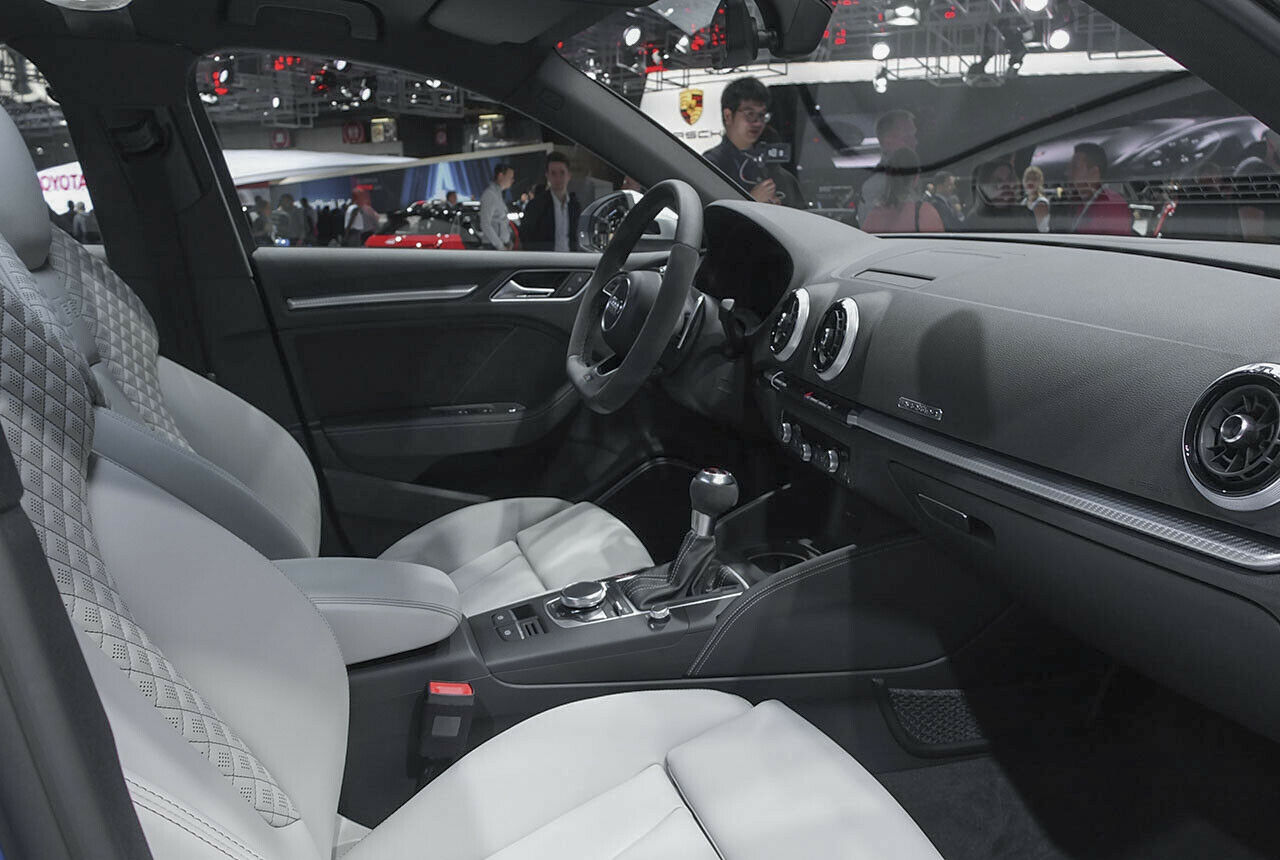 Audi RS3 Limousine: Der Innenraum