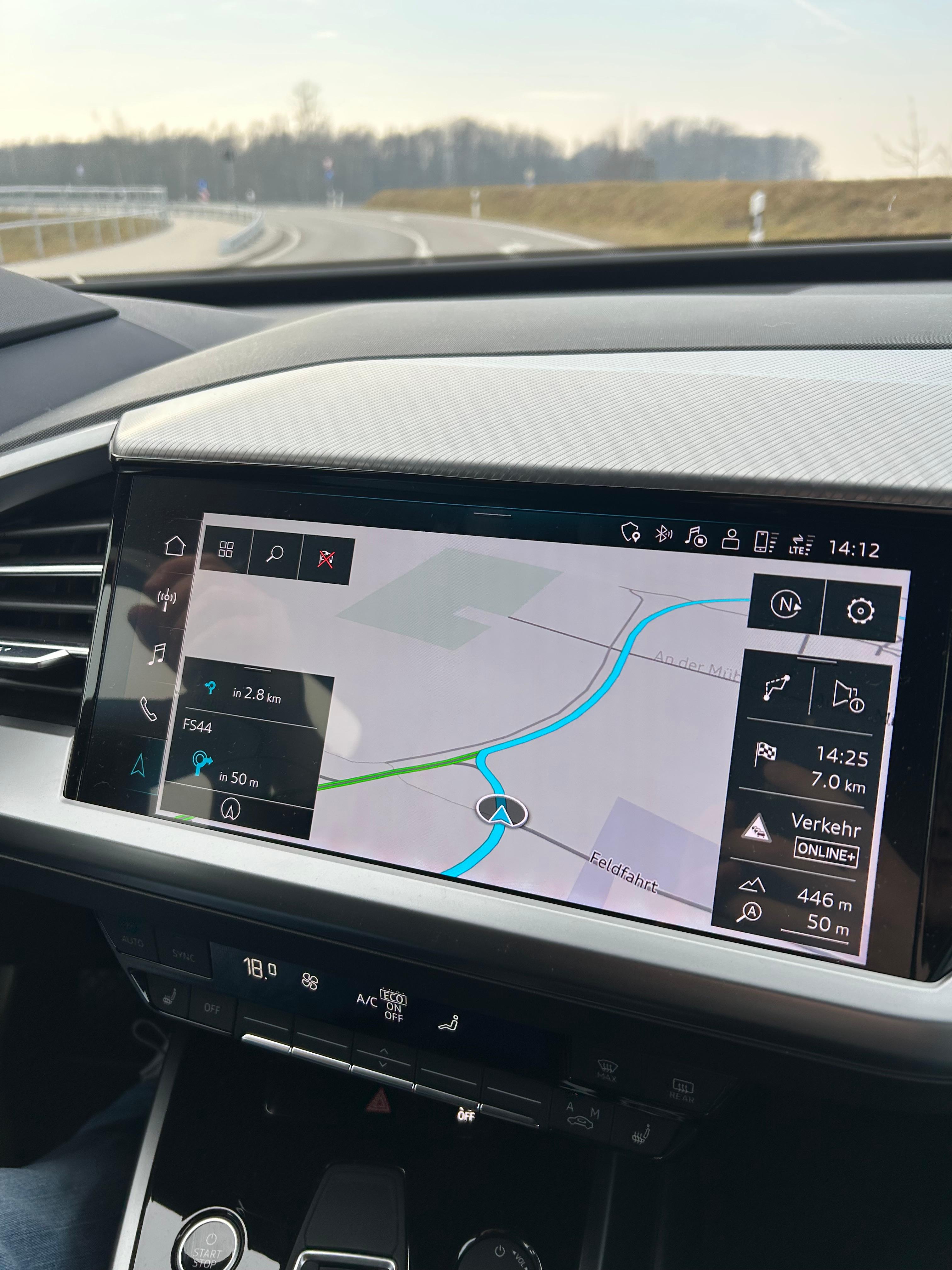 Audi Q4: Routenführung friert ein, obwohl GPS weiter läuft