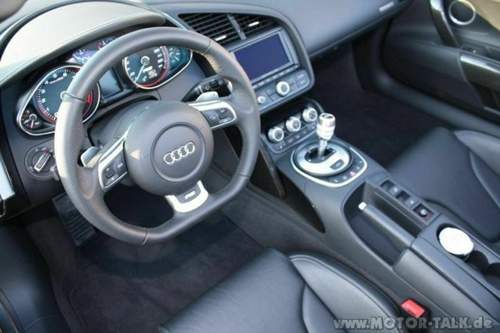 Audi-r8-5-2l-spyder-14