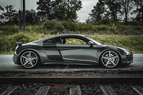 R8 side