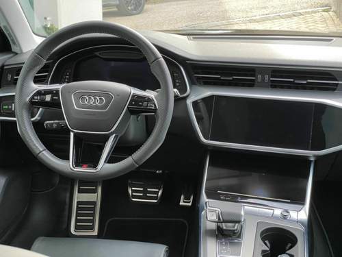 A6 4K Cockpit