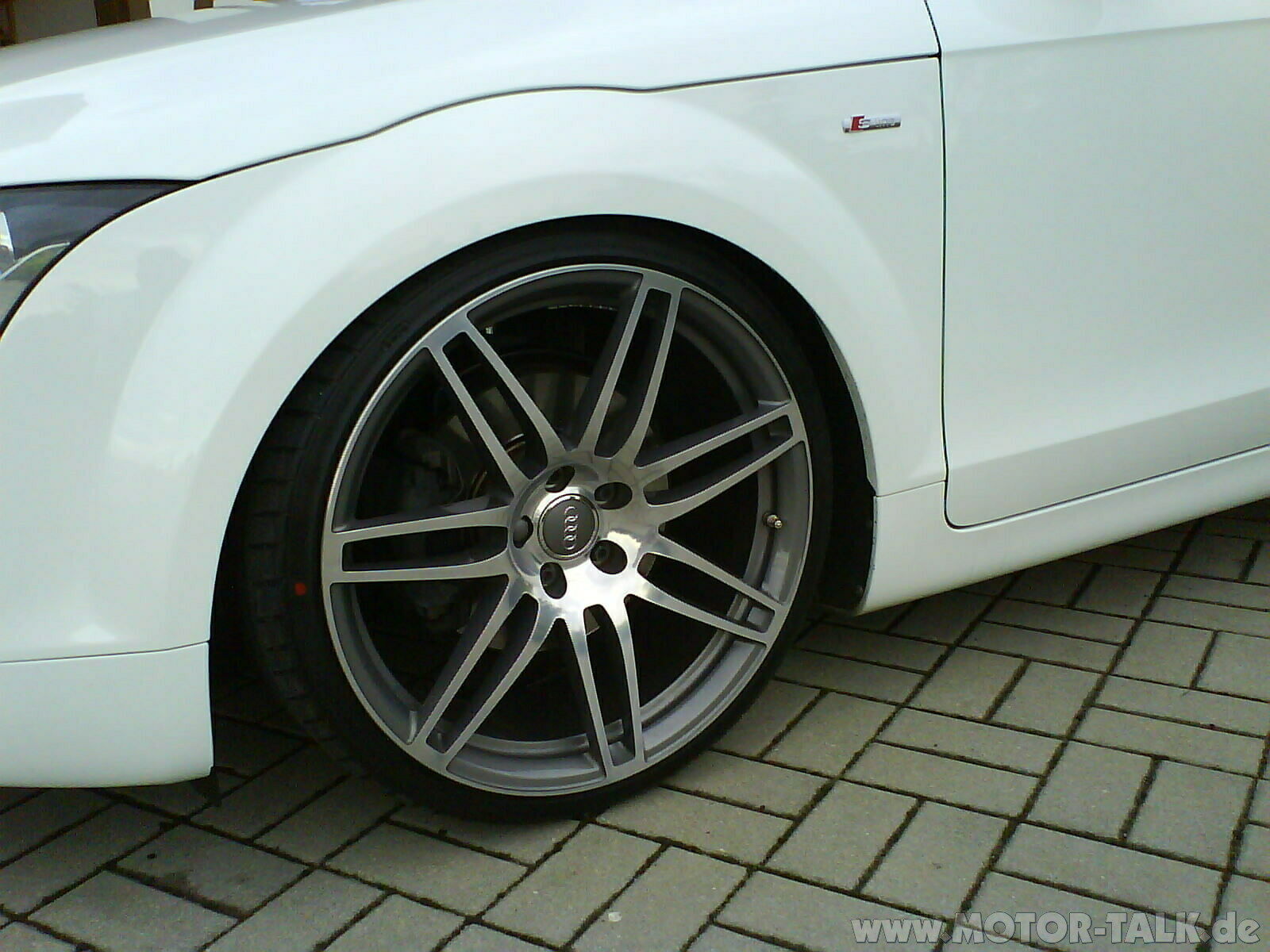 Audi S8 20Zoll Schmiedefelgen