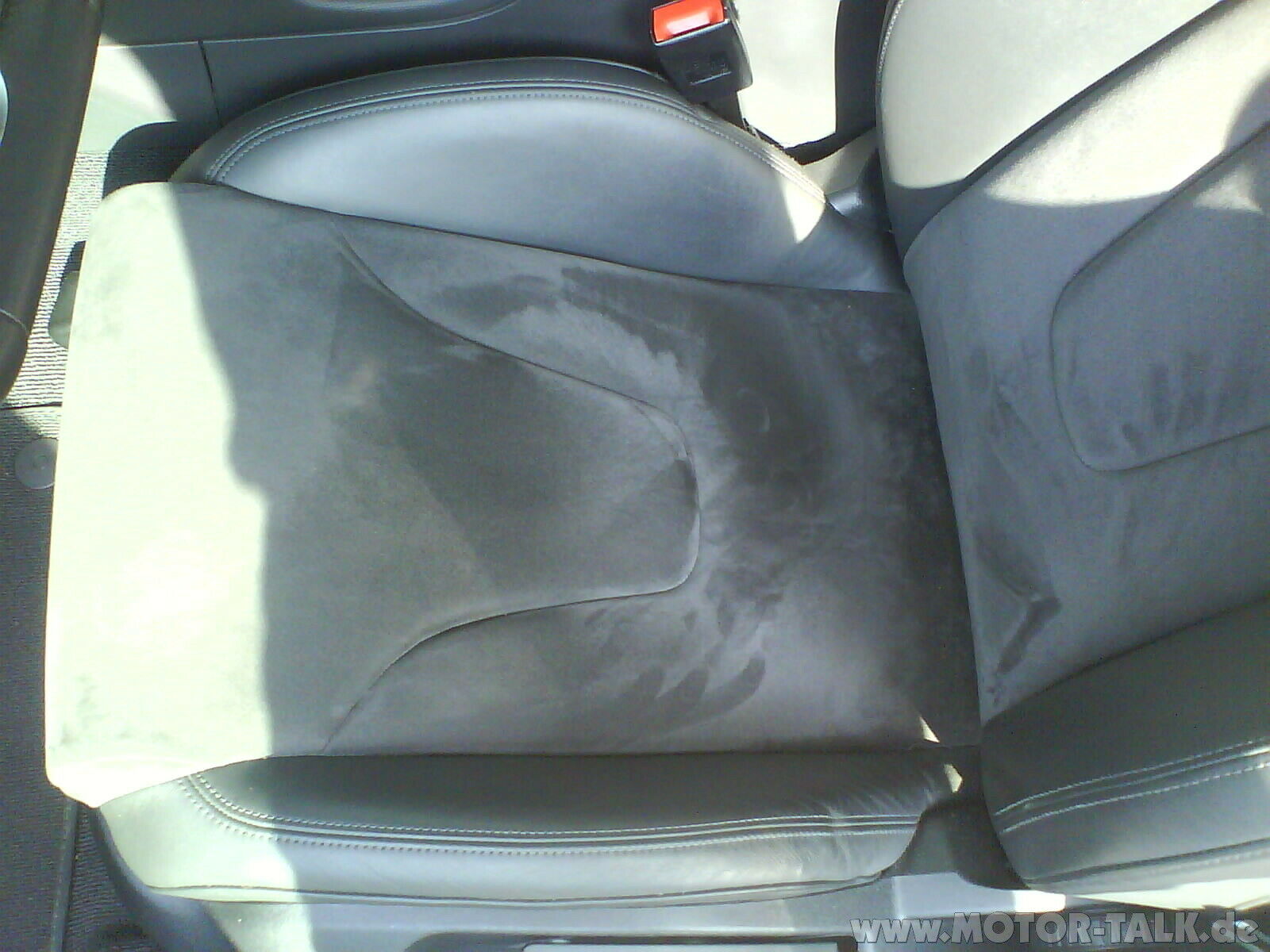 AUDI TT 8J Faltenproblem in den Sitz