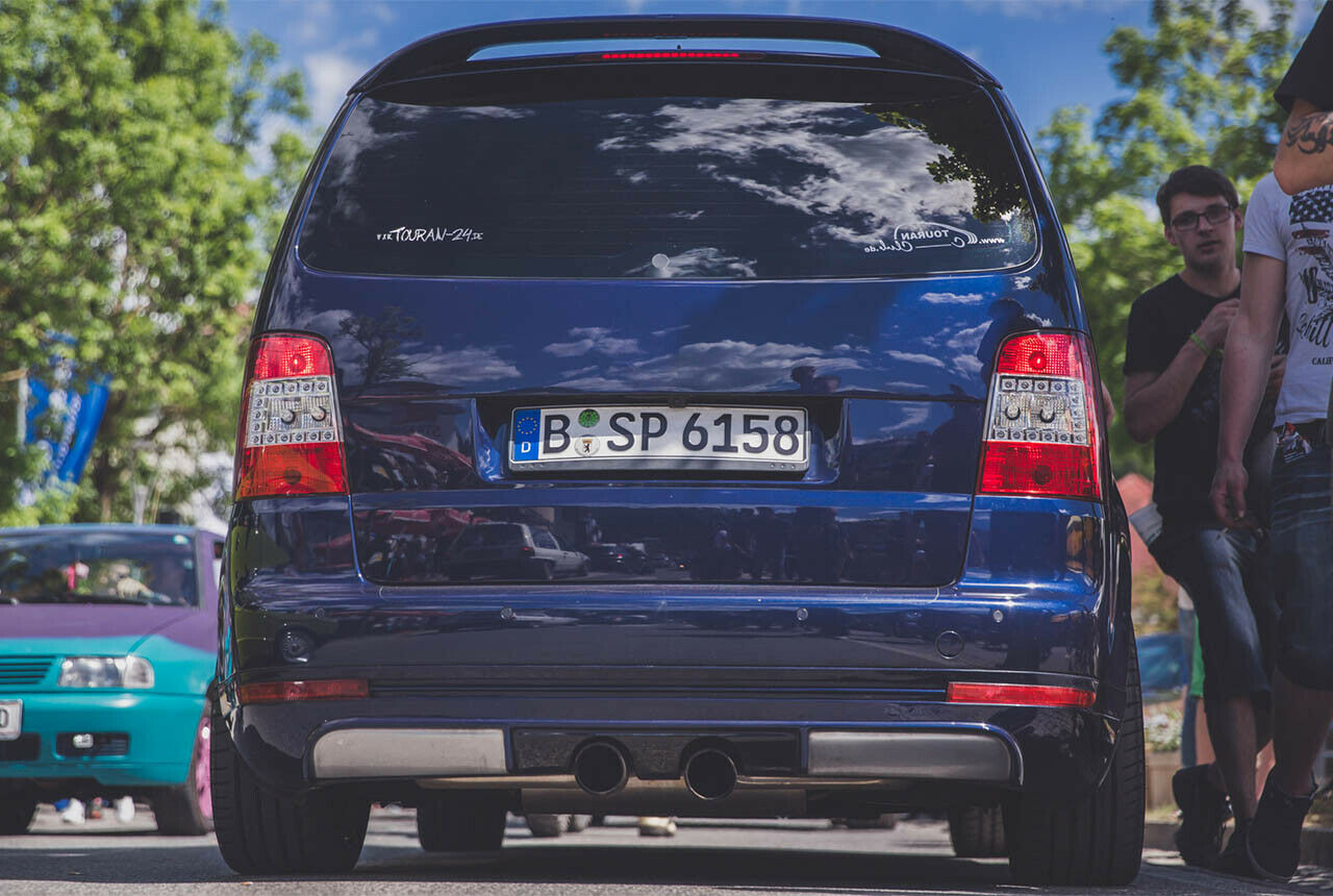 VW Touran mit R32-Sound