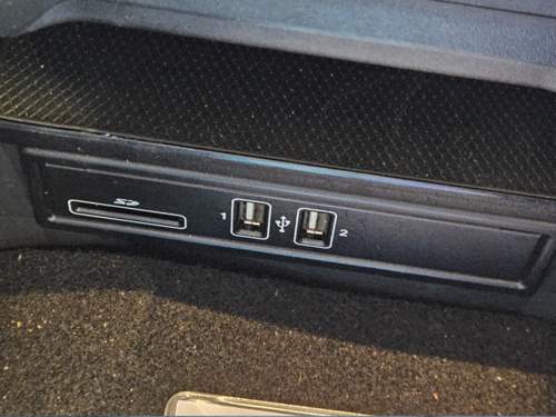 USB