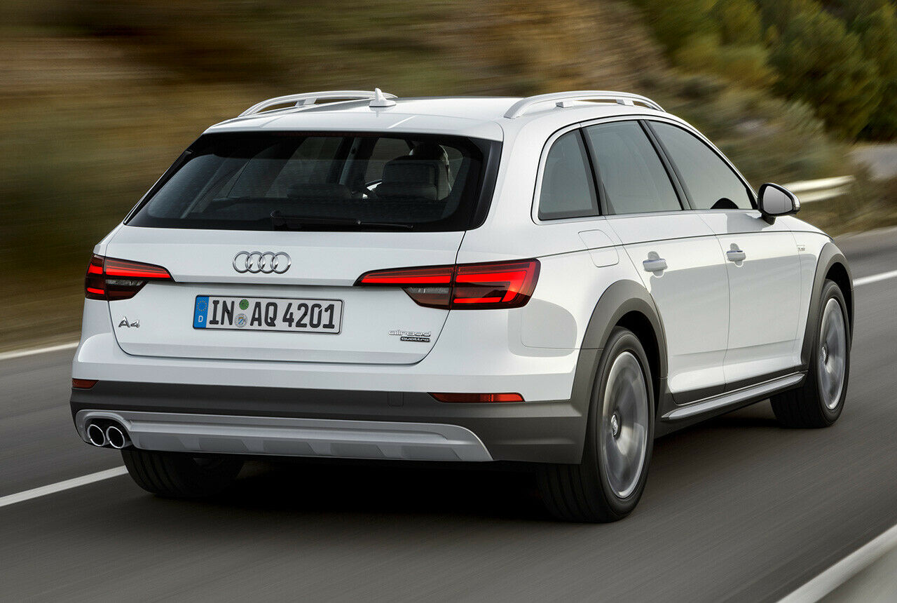 Der Audi A4 Allroad Quattro bekommt Plastikverkleidungen an Schwellern, Radläufen und Schürzen
