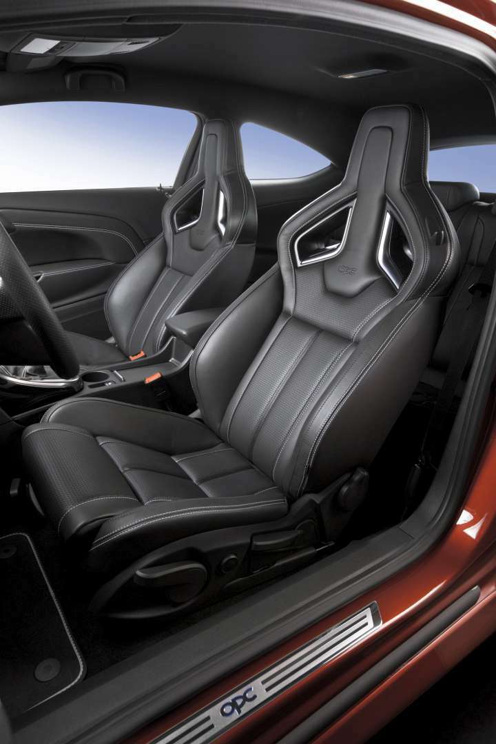 Opel Astra OPC Cockpit