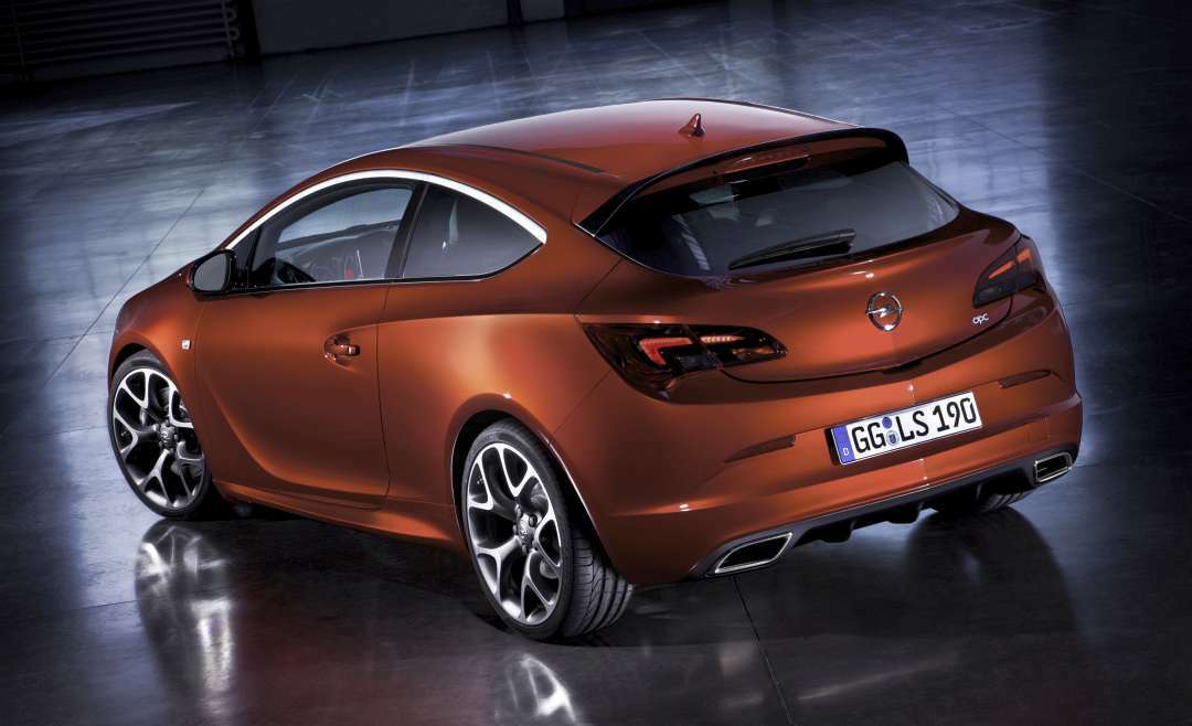 Opel Astra OPC Rückansicht
