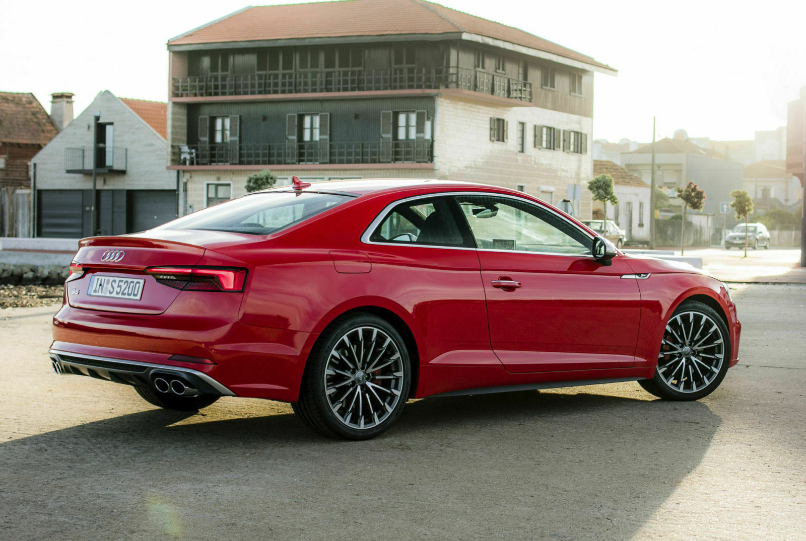 Audi S5: In 4,7 Sekunden geht es auf 100 km/h, bei 250 Sachen macht die Elektronik dicht