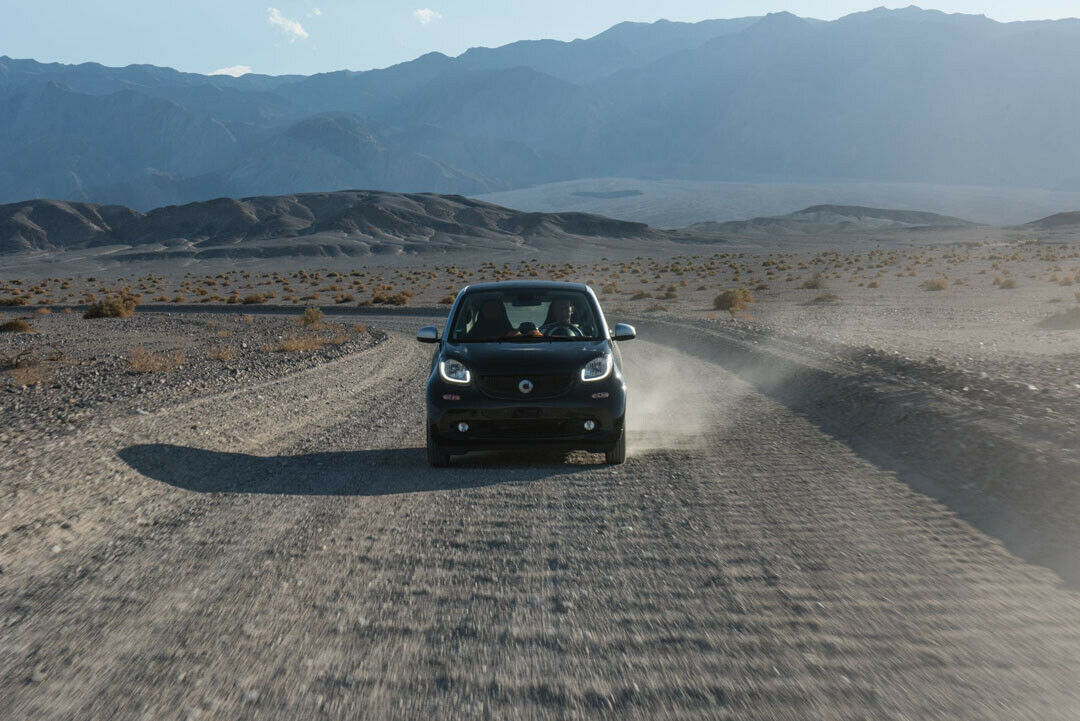 Die US-Version des neuen Fortwo beim Hitzetest im Death Valley: Wie heiß werden die Cockpitoberflächen? Wie heiß wird es im Motorraum?