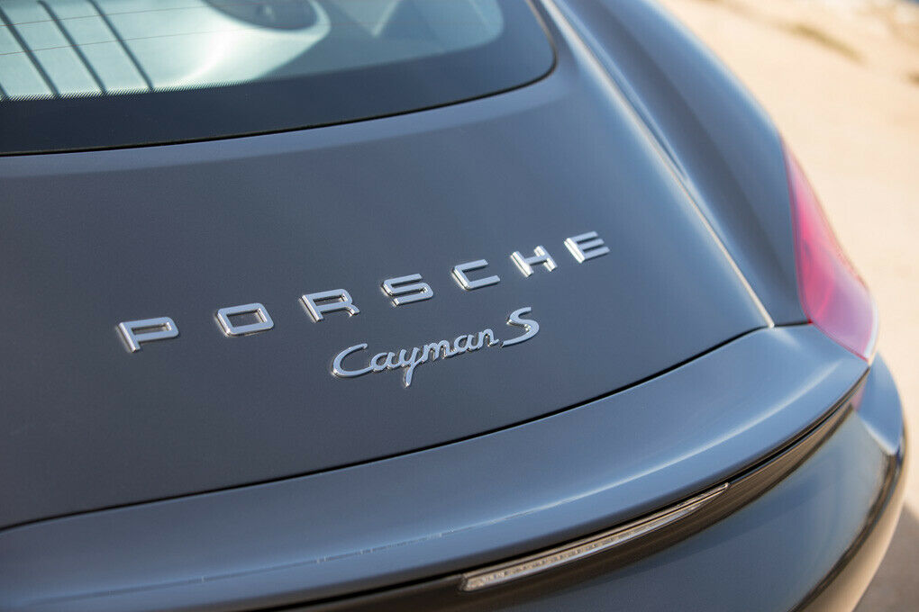 Porsche Cayman S