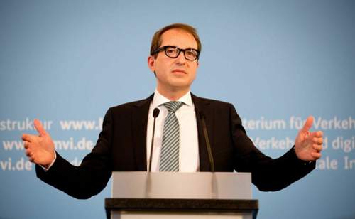 Alexander Dobrindt rechnet damit, dass der Aufbau des Mautsystems 337 Millionen Euro kostet