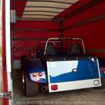 Seven-auf-trailer-verladen Bild 324