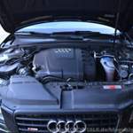 Schmutziger Motorraum