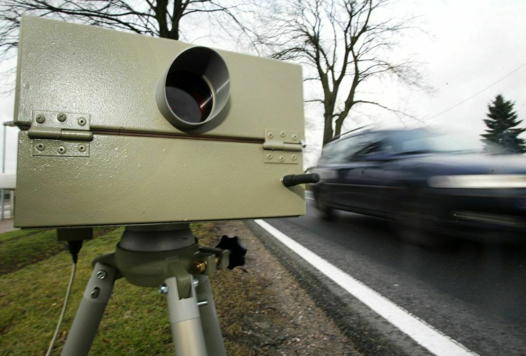Geblitzt wird nach Ansicht der meisten Autofaher nicht aufgrund der Sicherheit.