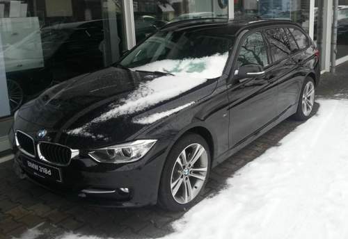F30-schwarz01