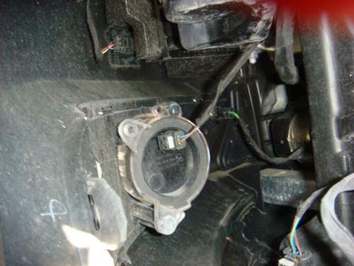 1a-altes-modul-in-der-frontschuerze-von-hinten