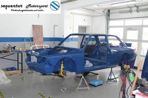 E 21 aufgebockt.