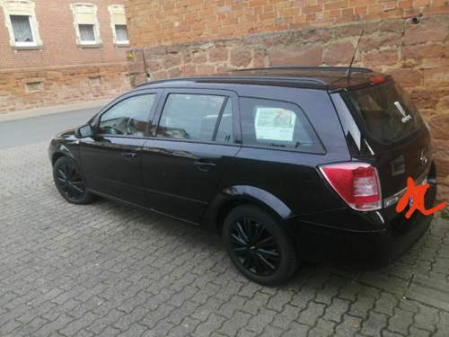 Opel Astra h caravan BJ 07.jpeg