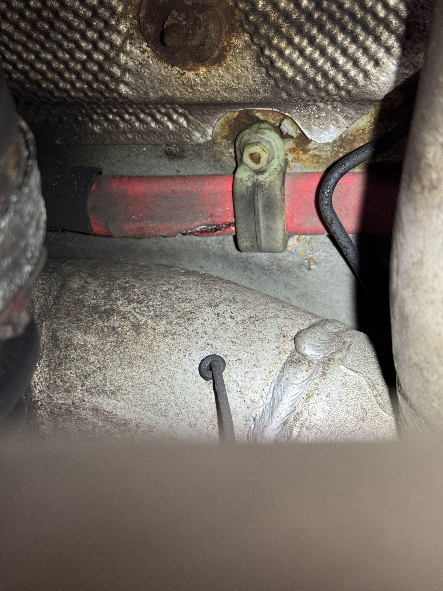 Auto startet nicht - Pluskabel Unterflur kaputt?