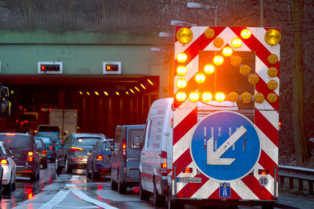 Ab September müssen Autofahrer mit mehr Staus am Arlberg-Tunnel rechnen