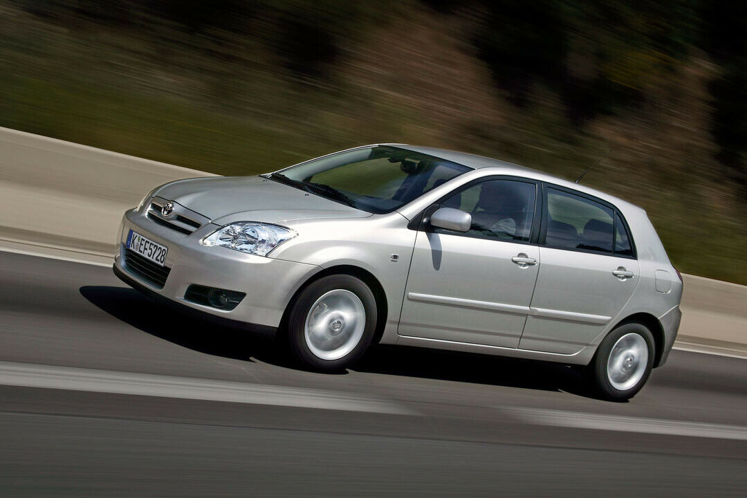 Modelle des Toyota Corolla, die zwischen 2003 und 2007 gebaut wurden, könnten Feuchtigkeit im Airbag-Gasgenerator haben