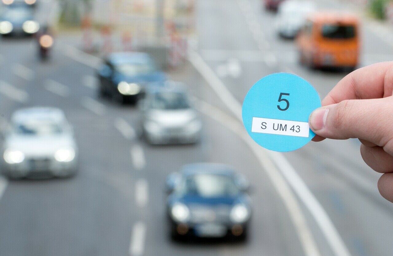 Mit der Blauen Plakette würden Diesel aus der Umweltzone ausgesperrt