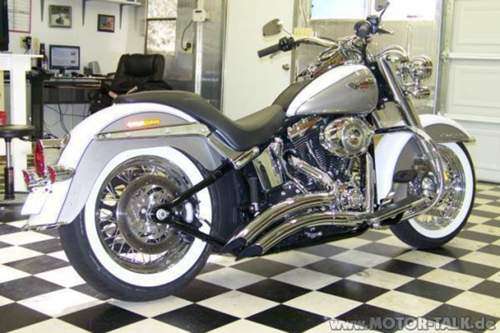 Softail-deluxe-badlander