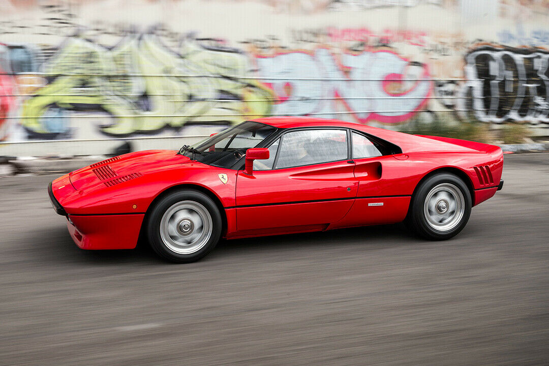 Ferrari 288 GTO mit 13.700 Kilometern auf dem Tacho