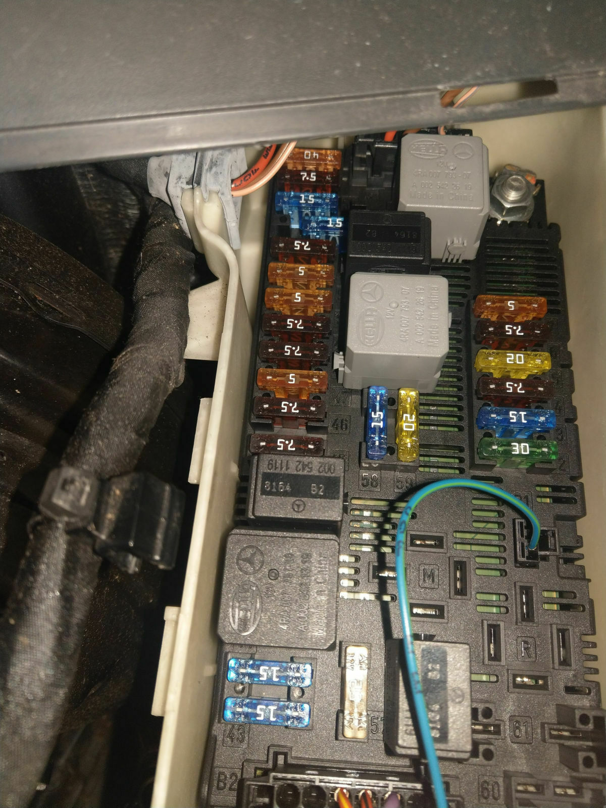 Batterie geladen: Ergebnis sind 3 Fehlermeldung und gesperrtes Automatikgetriebe