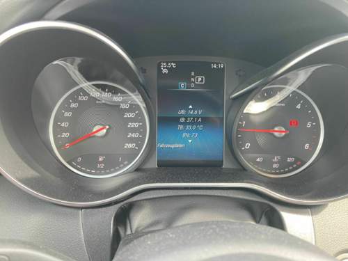 Motor an