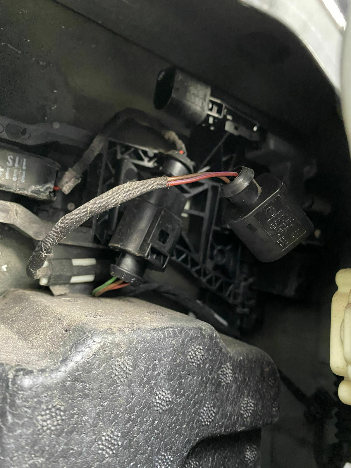 Batterie nach 14 Stunden so schwach das kein starten möglich ist