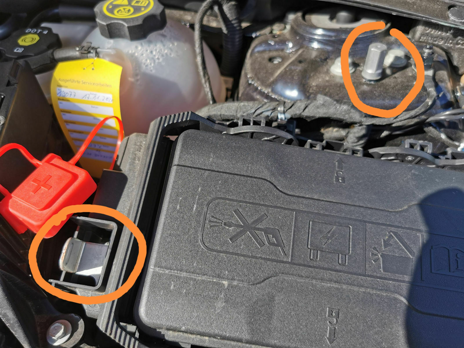 Batterie wechseln, jeder kann keiner muss! Opel Insignia B Sportstourer Bj. 2017
