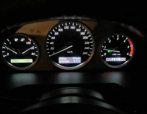 GLK Tacho.jpg